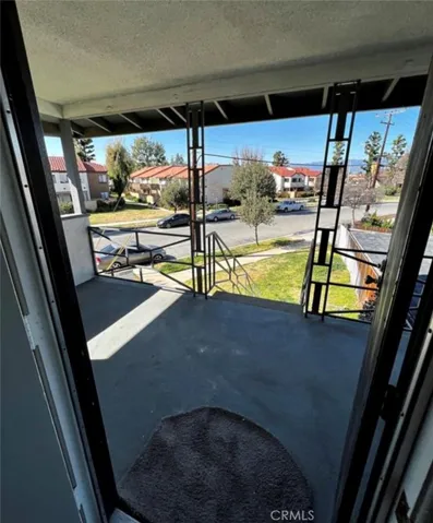 14 Tennessee C, Redlands, California 92373