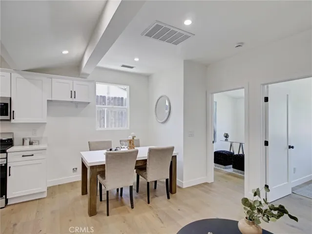 17349 Saticoy, Northridge, California 91325