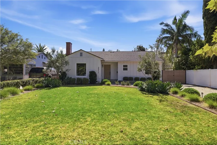 2311 Valencia, Santa Ana, California 92706