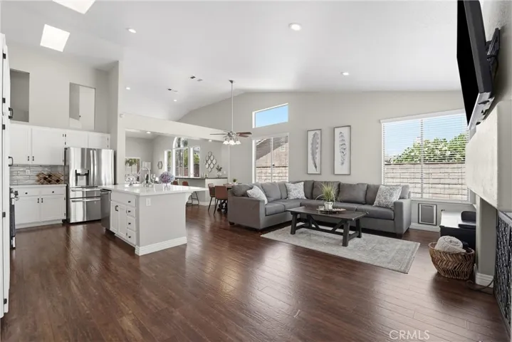 3053 Mira Vista Way, Corona, California 92881