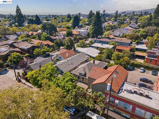 2607 Alcatraz Ave, Berkeley, California 94705