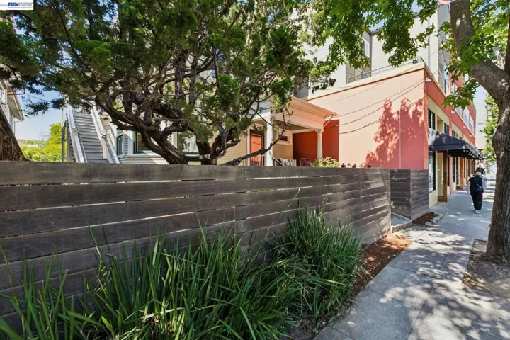 2607 Alcatraz Ave, Berkeley, California 94705