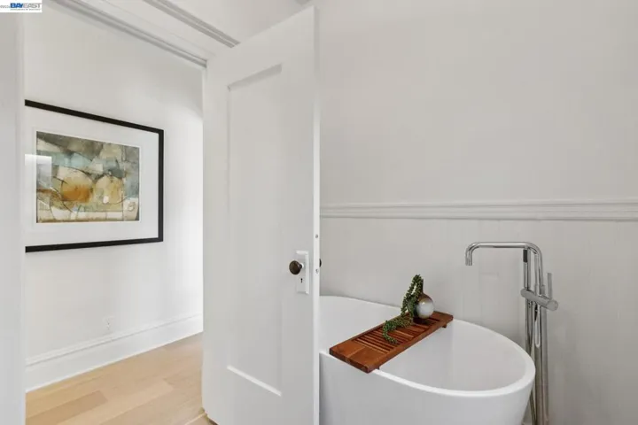 2607 Alcatraz Ave, Berkeley, California 94705