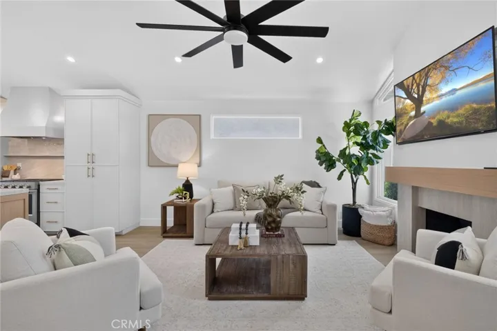 5941 E Camino Correr, Anaheim Hills, California 92807