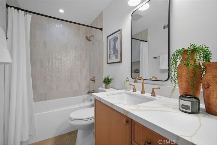 5941 E Camino Correr, Anaheim Hills, California 92807