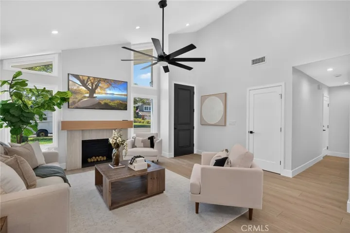 5941 E Camino Correr, Anaheim Hills, California 92807