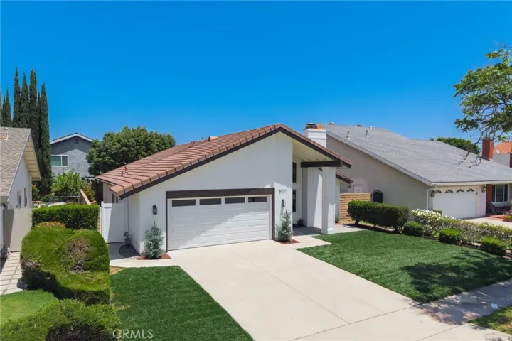 5941 E Camino Correr, Anaheim Hills, California 92807