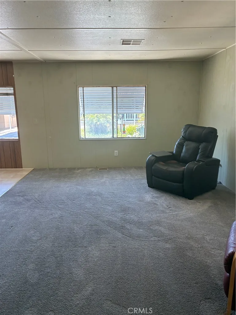 27361 Sierra 208, Canyon Country, California 91351 — photo 4