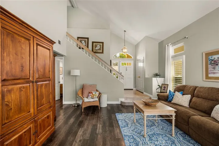 860 E Chisholm Court, Brea, California 92821
