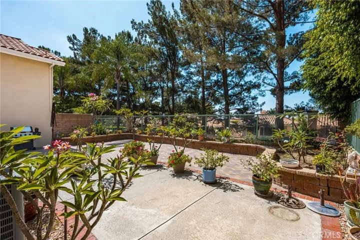 860 E Chisholm Court, Brea, California 92821