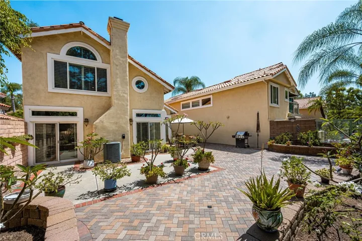 860 E Chisholm Court, Brea, California 92821