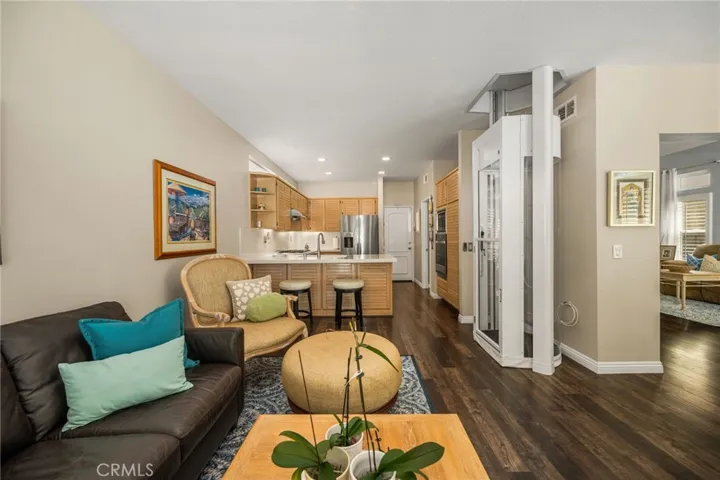 860 E Chisholm Court, Brea, California 92821