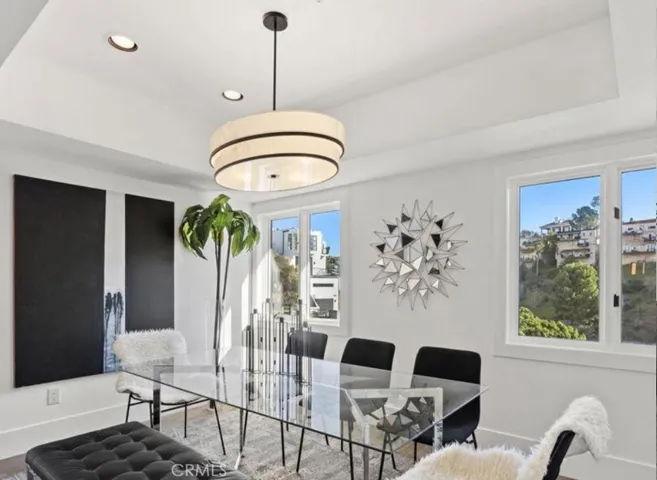 6422 Weidlake, Los Angeles, California 90068