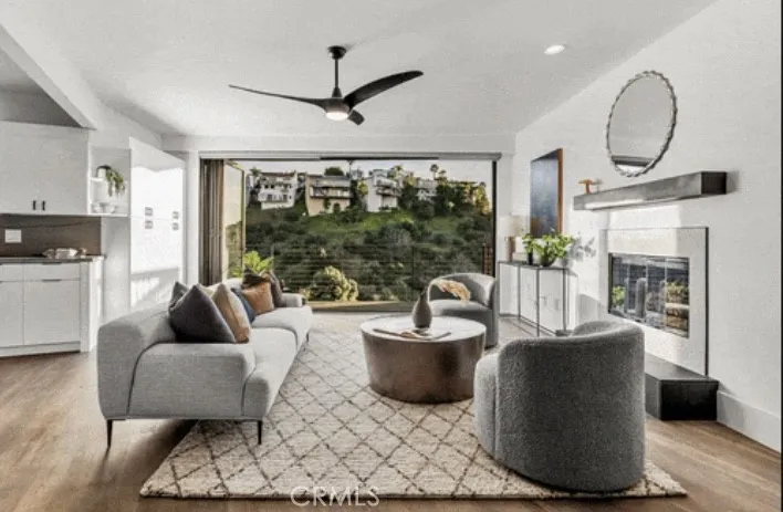 6422 Weidlake, Los Angeles, California 90068