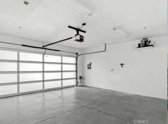 6422 Weidlake, Los Angeles, California 90068