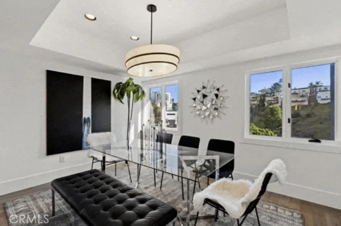 6422 Weidlake, Los Angeles, California 90068