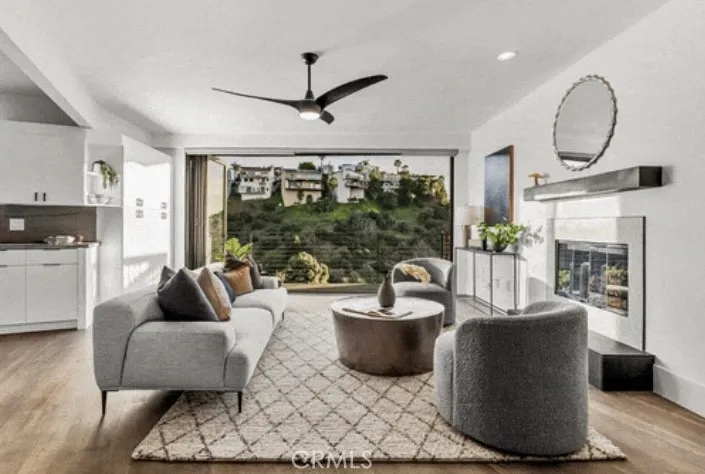 6422 Weidlake, Los Angeles, California 90068