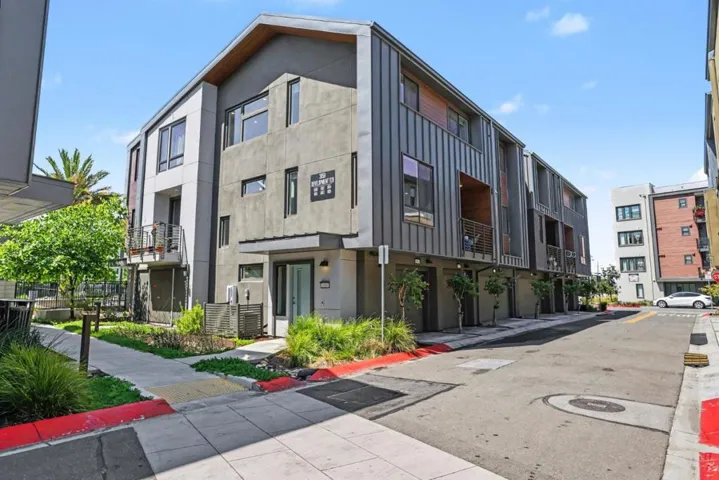 3858 Development 1000, Fremont, California 94538
