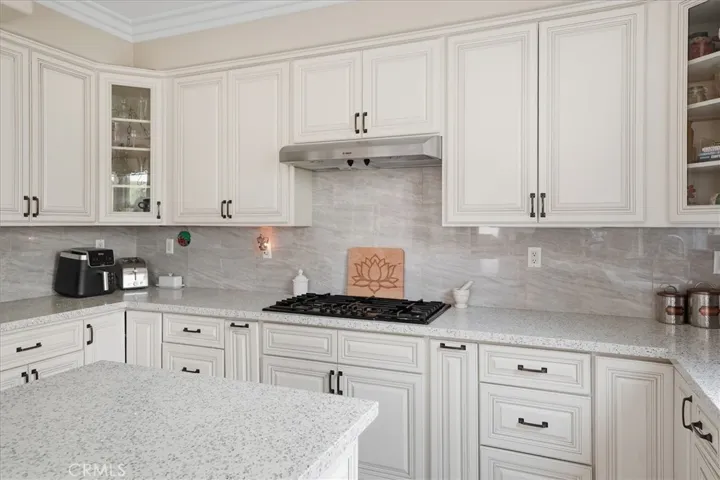 29226 Las Palmas Court, Valencia, California 91354