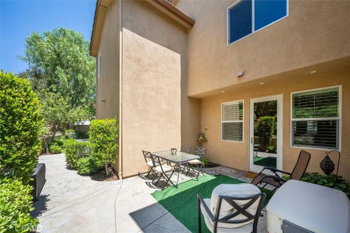 29226 Las Palmas Court, Valencia, California 91354
