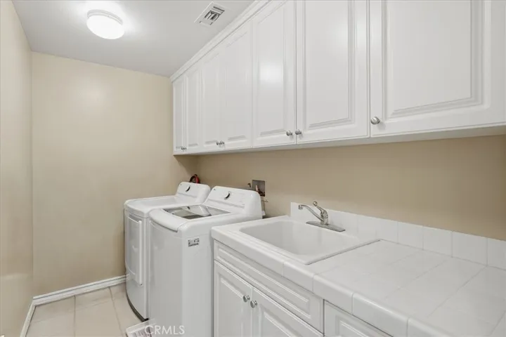 29226 Las Palmas Court, Valencia, California 91354