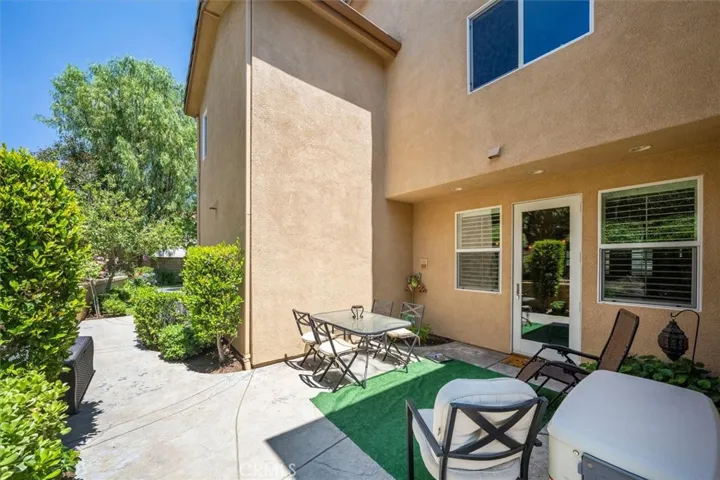 29226 Las Palmas Court, Valencia, California 91354