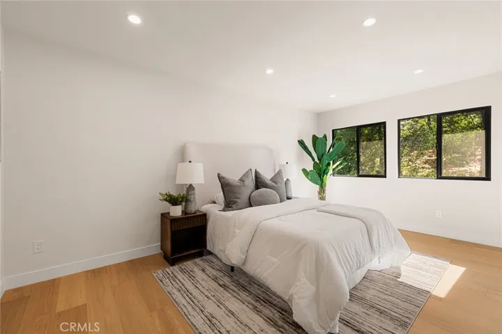 6035 Rod, Woodland Hills, California 91367