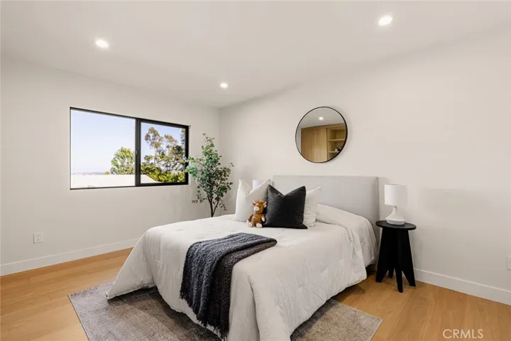6035 Rod, Woodland Hills, California 91367