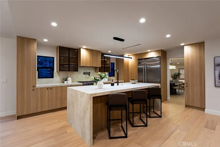 6035 Rod, Woodland Hills, California 91367