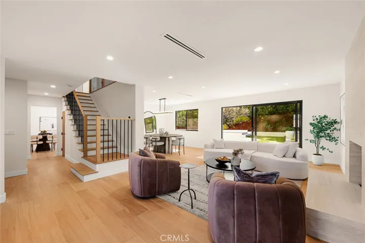 6035 Rod, Woodland Hills, California 91367