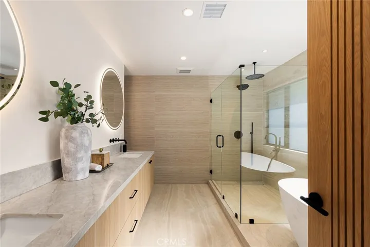 6035 Rod, Woodland Hills, California 91367
