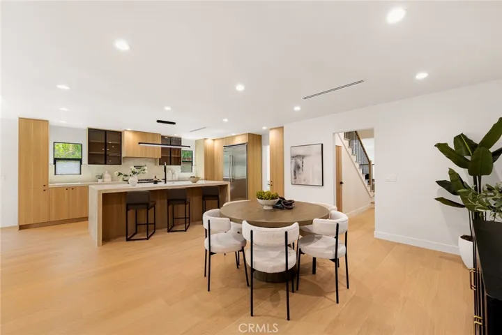 6035 Rod, Woodland Hills, California 91367