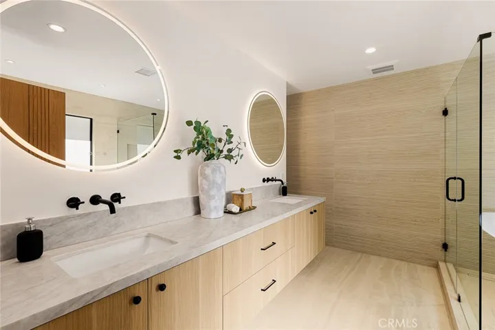 6035 Rod, Woodland Hills, California 91367