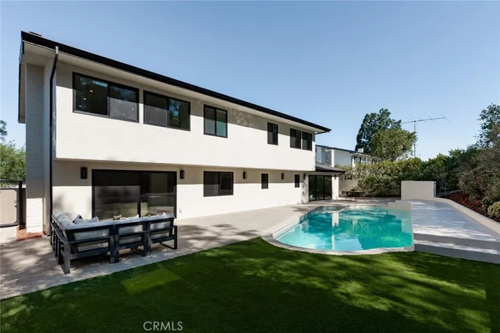 6035 Rod, Woodland Hills, California 91367