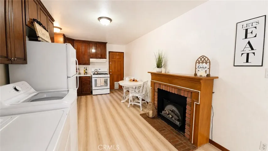 23013 Oak Lane, Crestline, California 92325