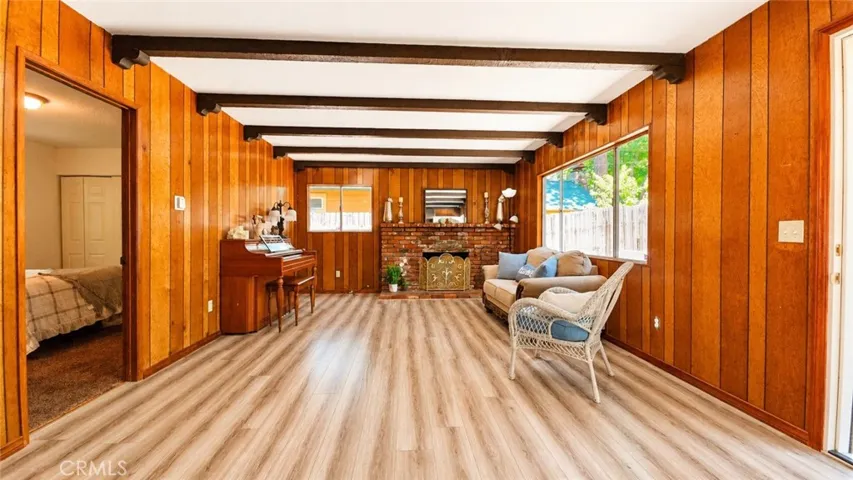 23013 Oak Lane, Crestline, California 92325