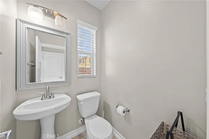6958 Stanza Court, Fontana, California 92336