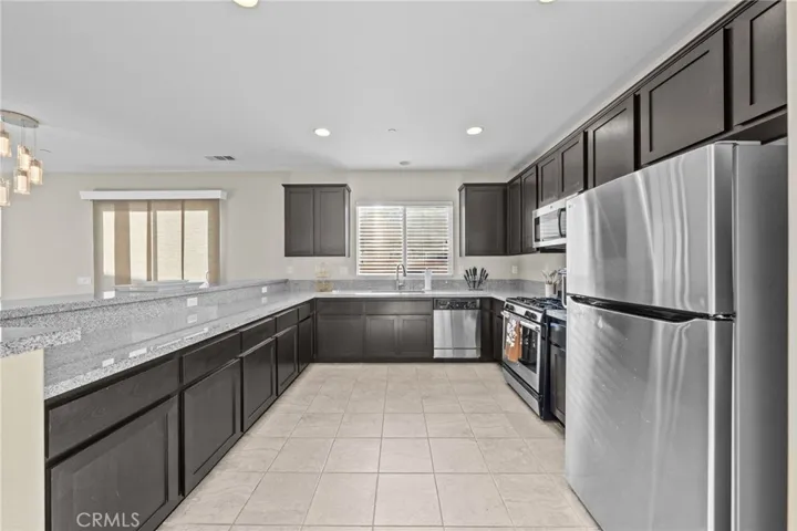 6958 Stanza Court, Fontana, California 92336
