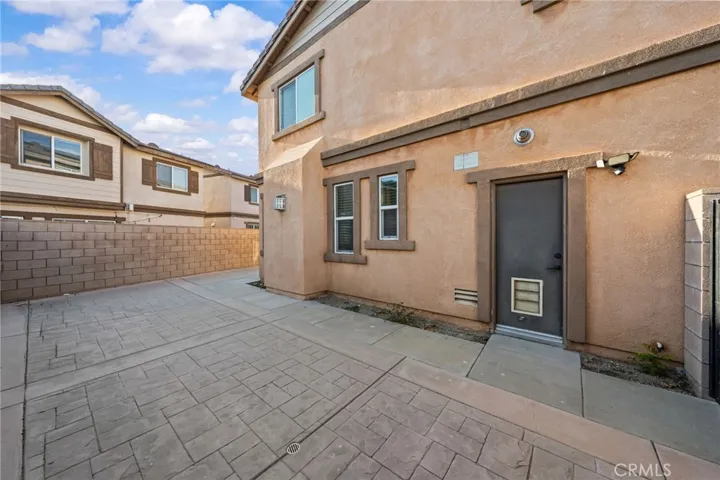 6958 Stanza Court, Fontana, California 92336