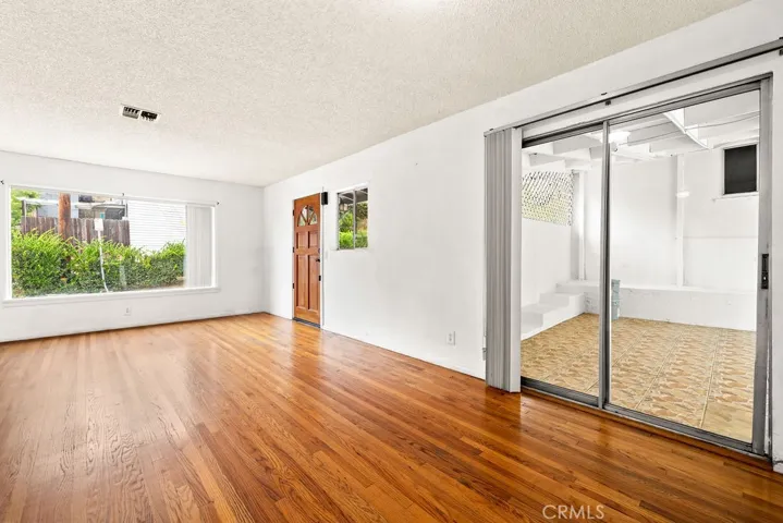 2012 Barnett, Los Angeles, California 90032