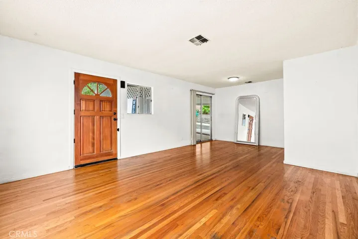 2012 Barnett, Los Angeles, California 90032