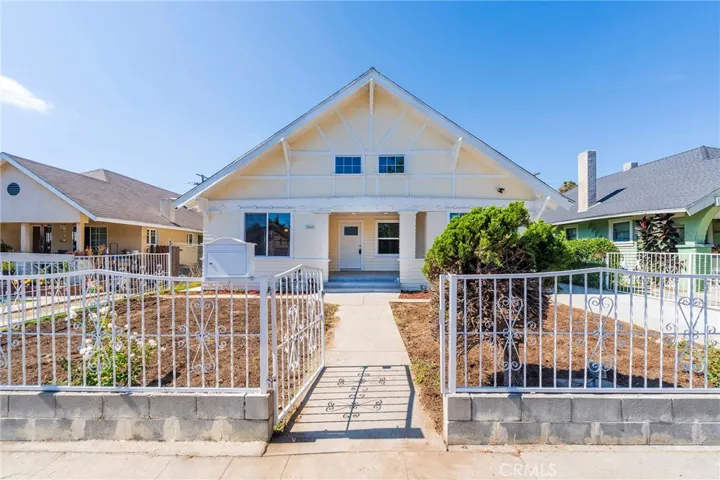 2041 W 29th Place, Los Angeles, California 90018