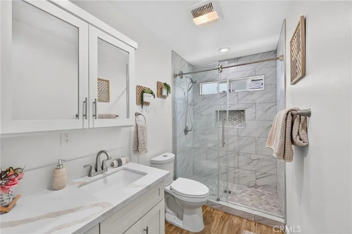 Back house bathroom #2