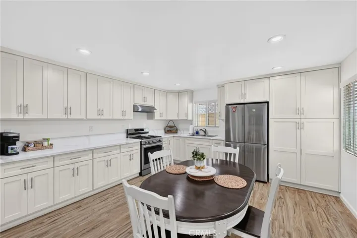 Back house Kitchen