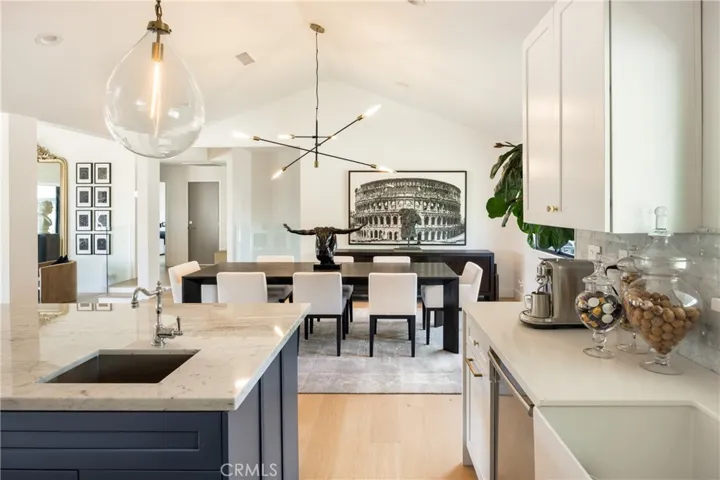 4234 Alhama Drive, Woodland Hills, California 91364