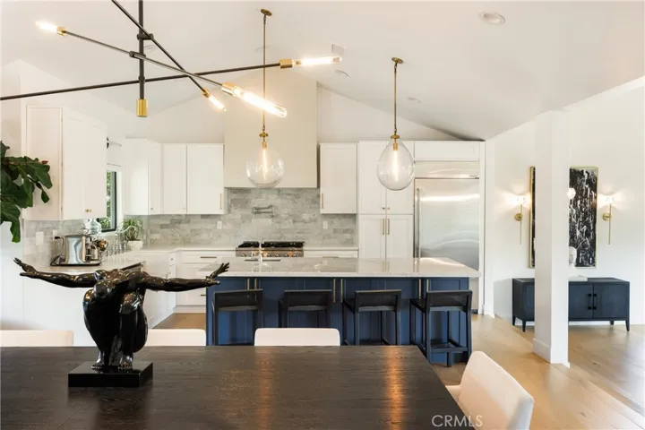 4234 Alhama Drive, Woodland Hills, California 91364