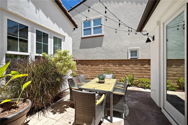 5 Drackert, Ladera Ranch, California 92694