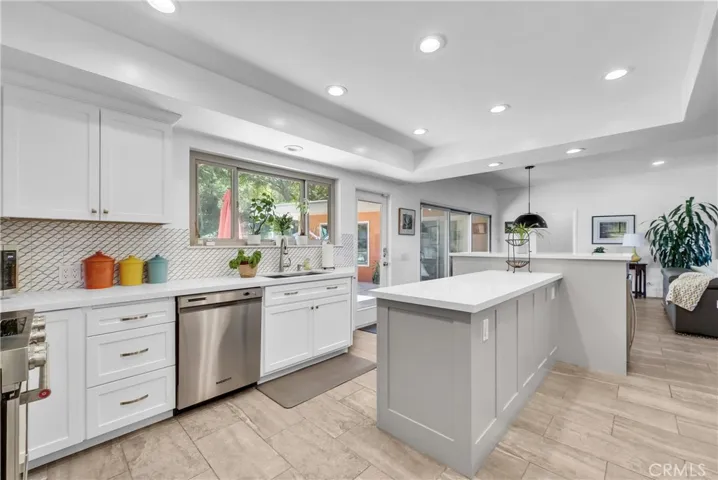 5008 Myrtle Ave., Riverside, California 92506