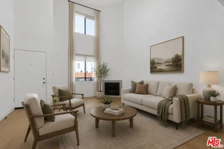 3939 Moore Street 204, Los Angeles, California 90066