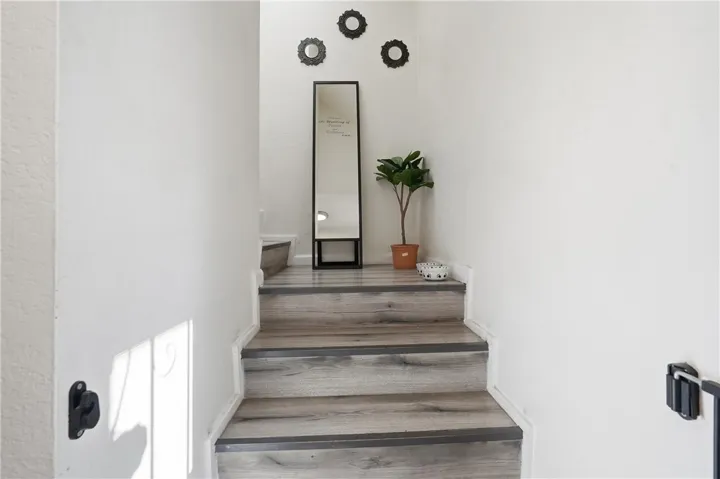 125 W South, Anaheim, California 92805
